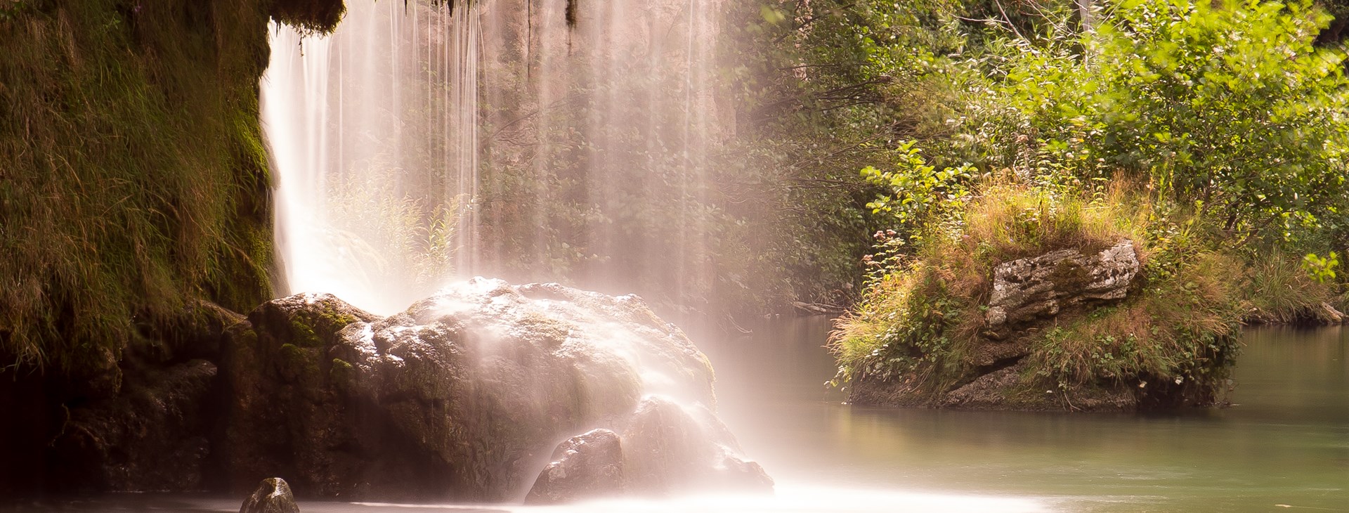 Vodácký ráj ve francouzských kaňonech. Foto: David Baštář