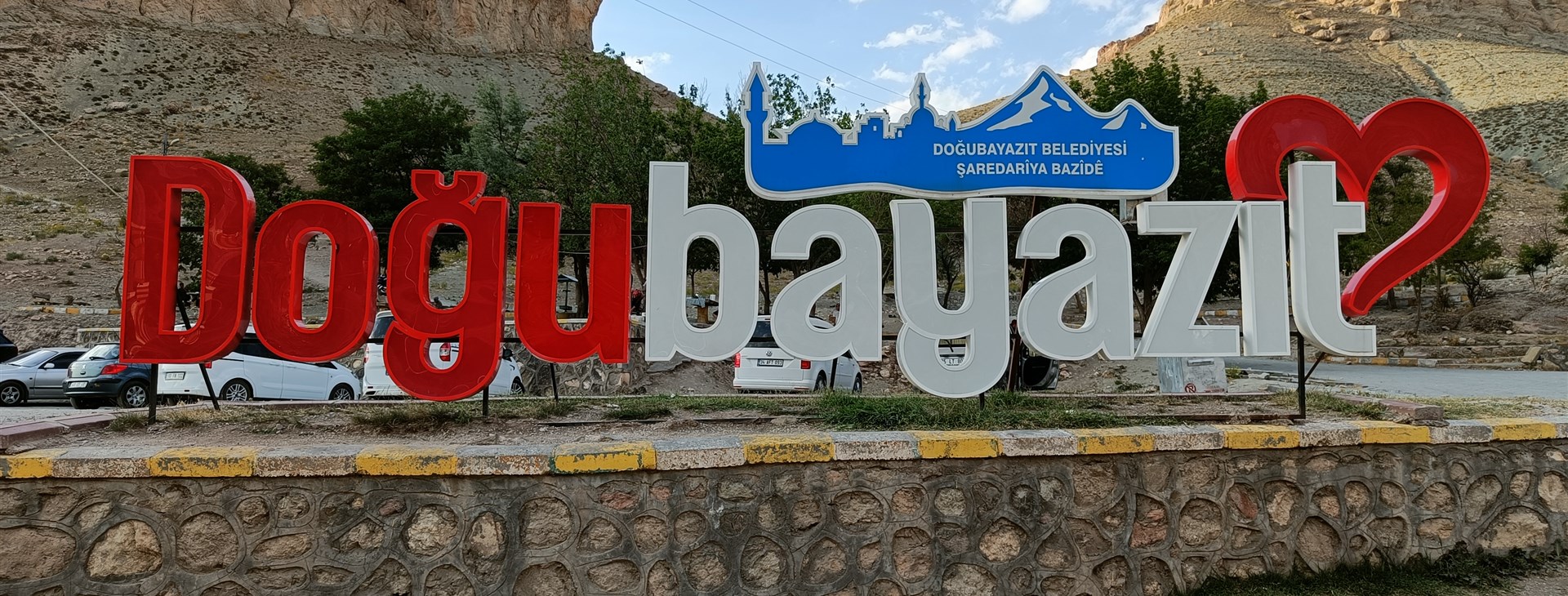 Na vrchol biblického Araratu