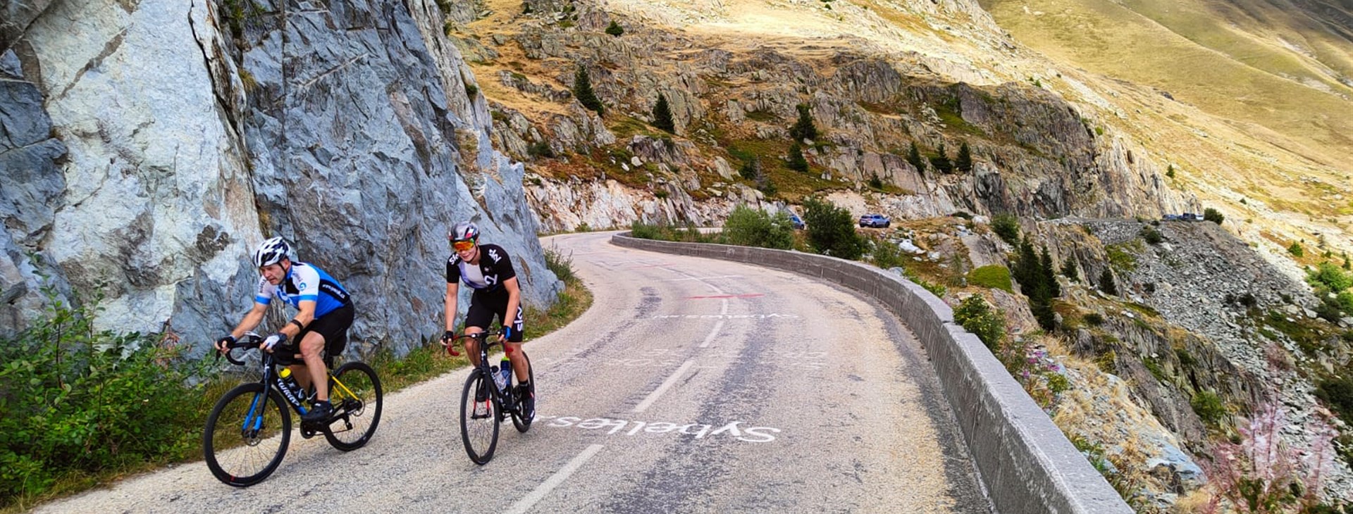 Francouzské Alpy na silničních kolech
