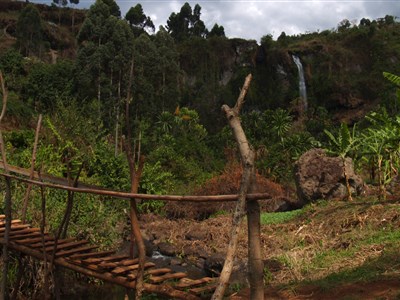 AFRIKA POD KILIMANDŽÁREM