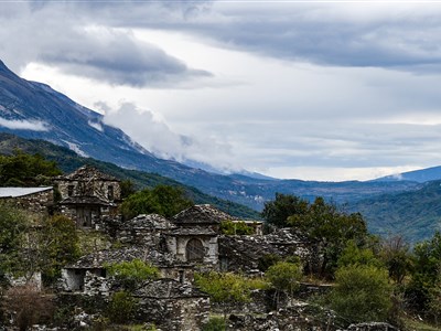 ALBÁNIE NA HRANĚ SVĚTŮ - turistická i ta liduprázdná