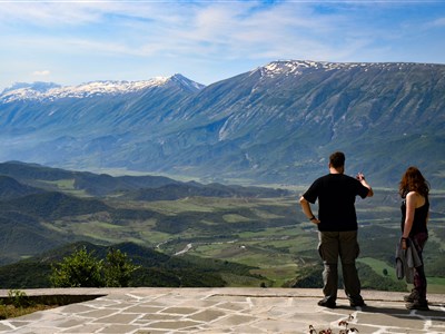 ALBÁNIE NA HRANĚ SVĚTŮ - turistická i ta liduprázdná
