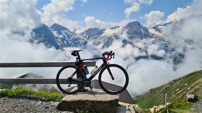 Zell am See na silničních kolech