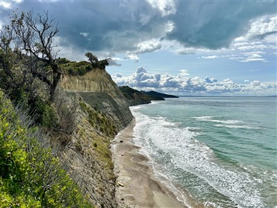 ALBÁNIE NA HRANĚ SVĚTŮ - turistická i ta liduprázdná