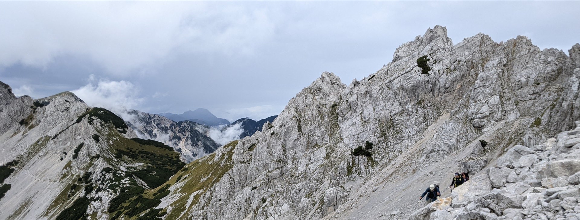 Karavanky - přechod nalehko po chatách