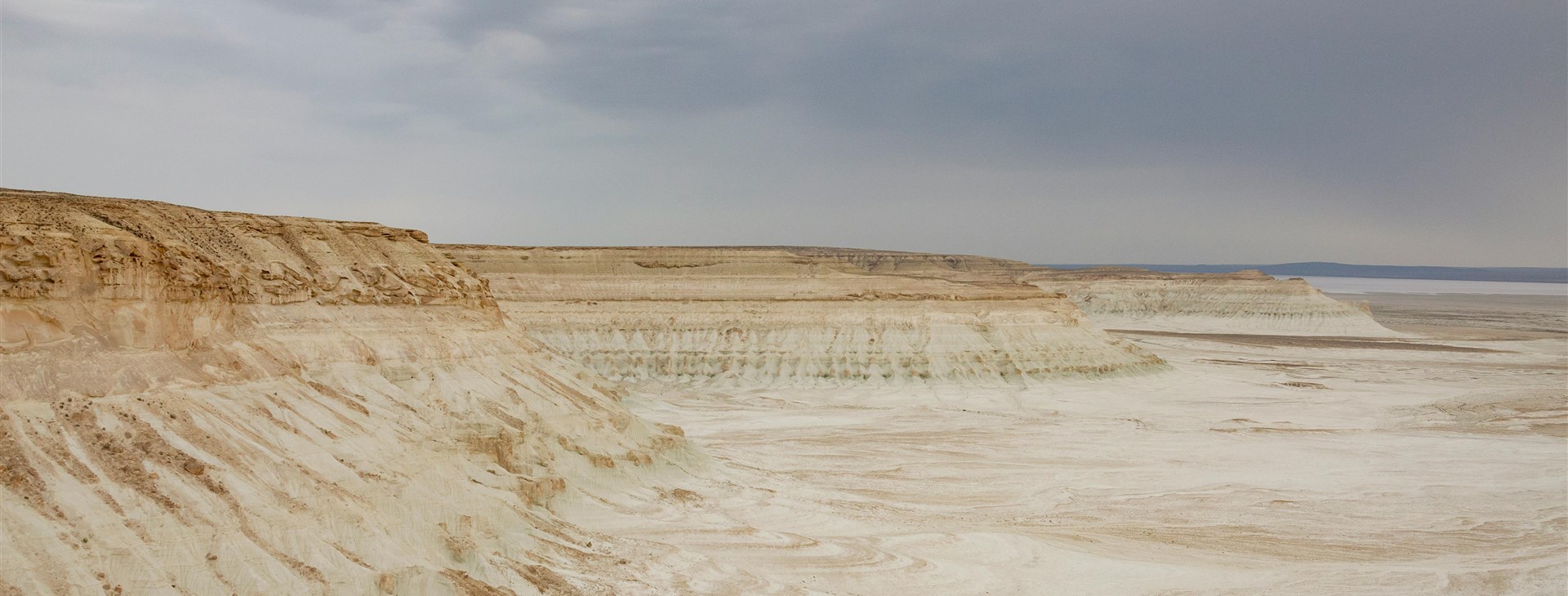 Kazachstán - Tajemný poloostrov Mangystau