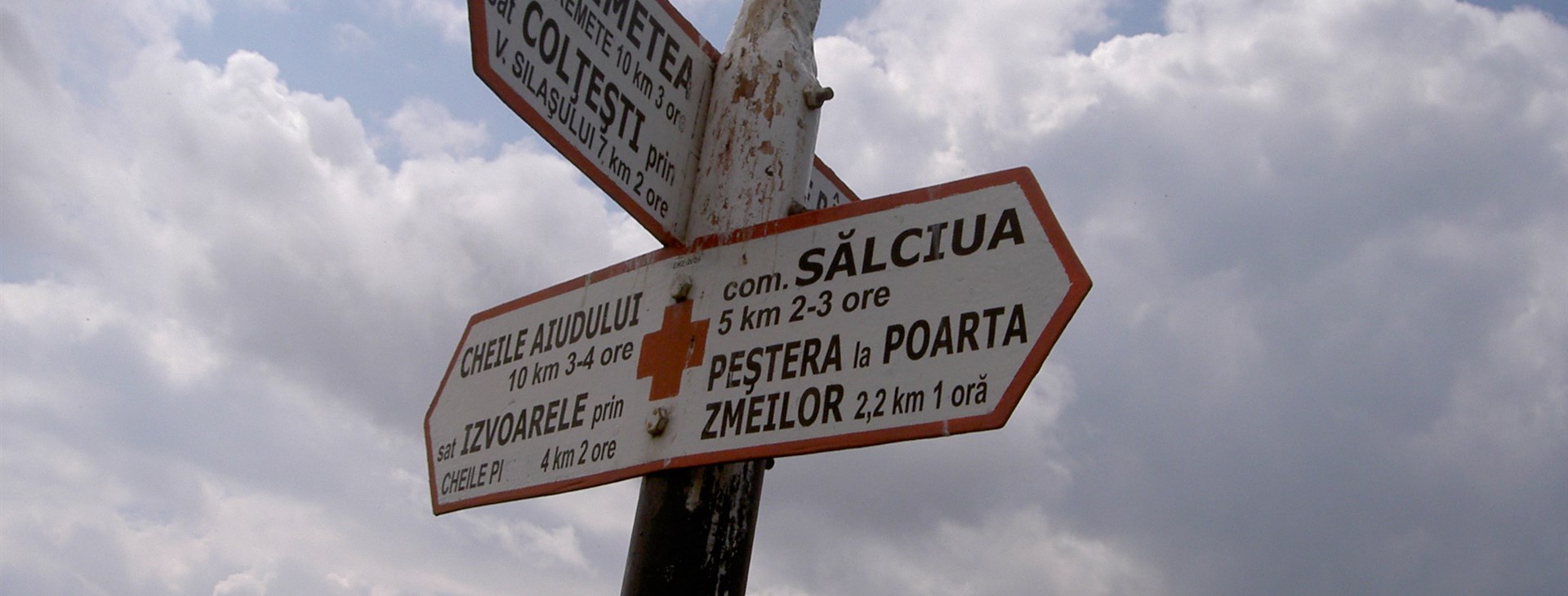 Za probouzející se přírodou Karpat – nejen pro kytkomily