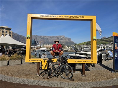 AFRIKOU NA KOLE - 20 000 km od severu na jih