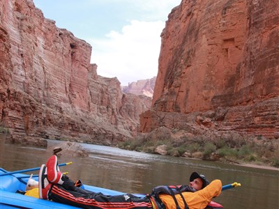 USA - 280 mil divokou vodou Coloráda v Grand Canyonu