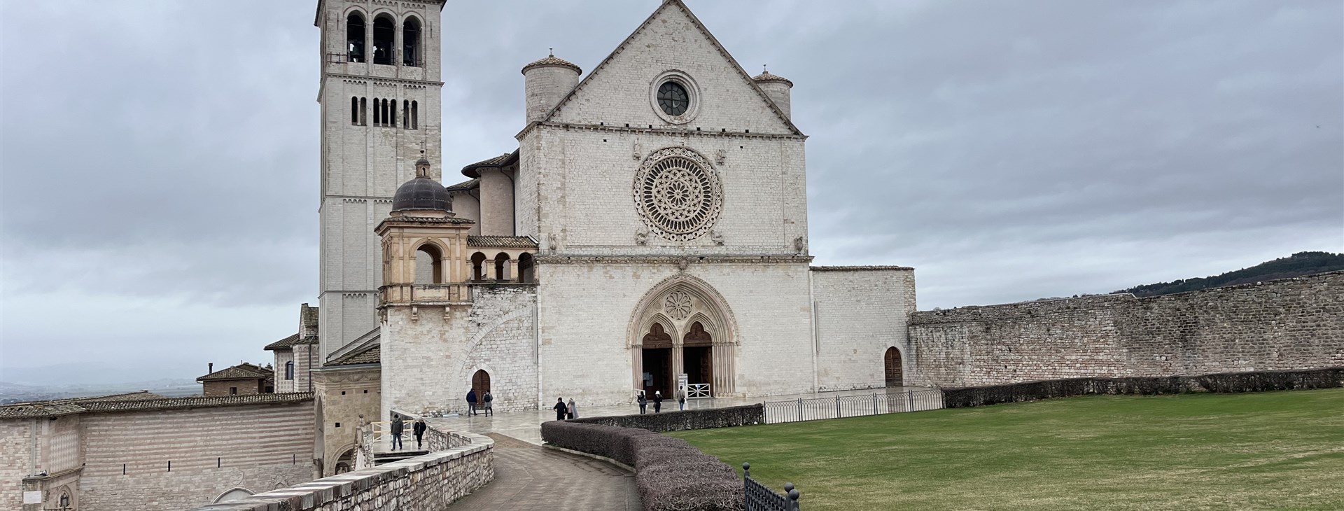 Poutní cesta z Florencie za Svatým Františkem do Assisi