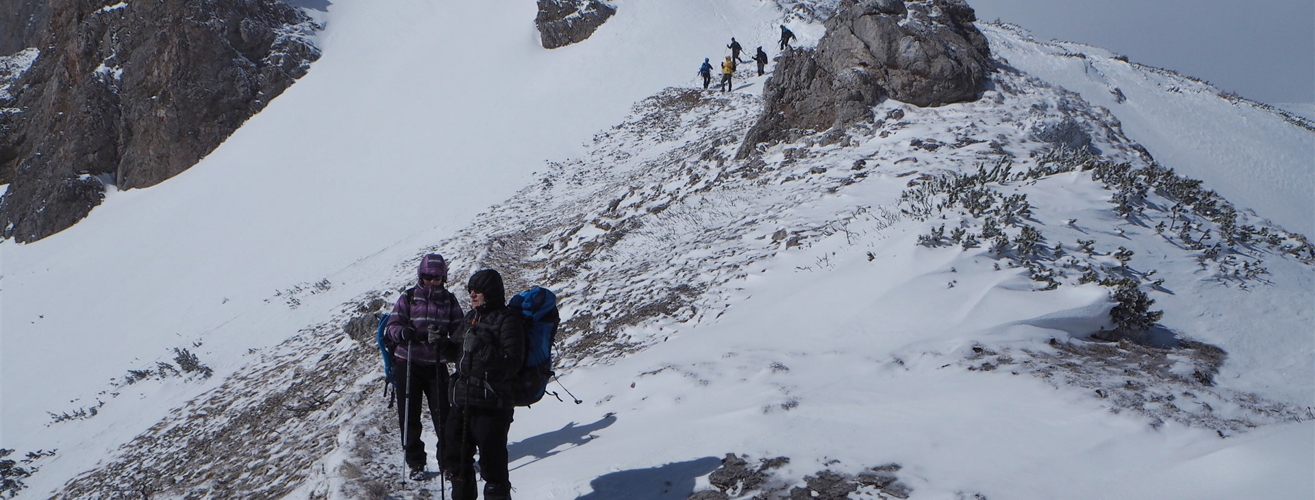 Zimní Schneeberg na sněžnicích