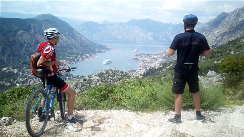 Národní parky Černé Hory a Albánie