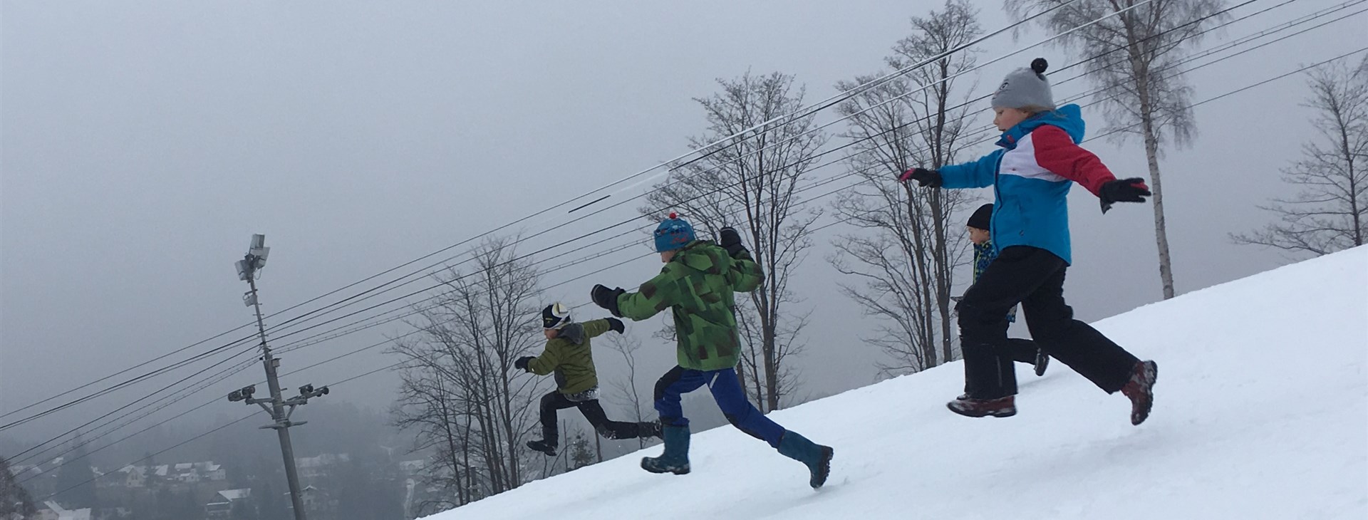 Krakonoš a lyžníci