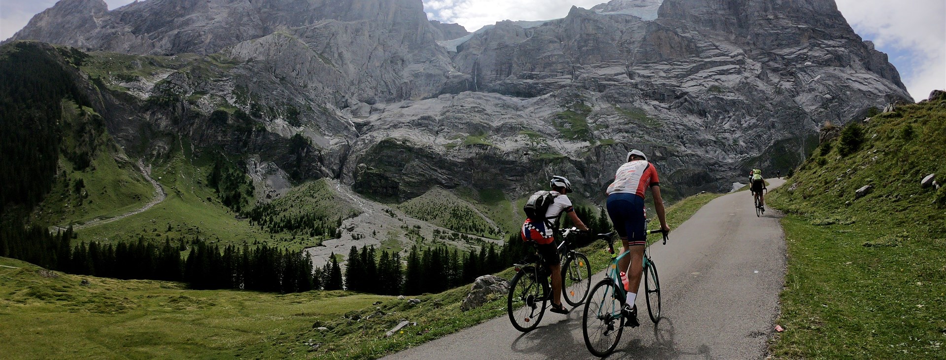 Švýcarsko - Bernské Alpy na silničních kolech