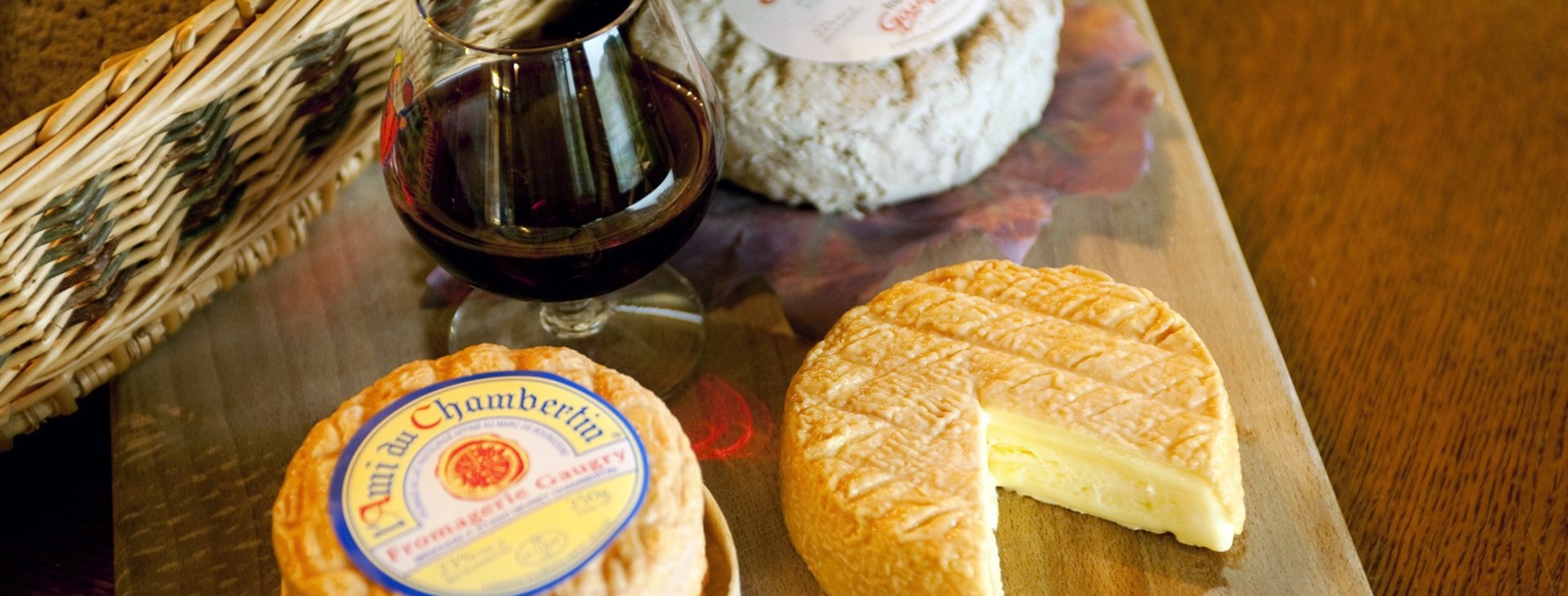 Cyklotoulky krajem Burgundska a Champagne