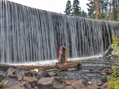 Sama pěšky přes hory i doly Pacific crest Trailu z Mexika až do Kanady