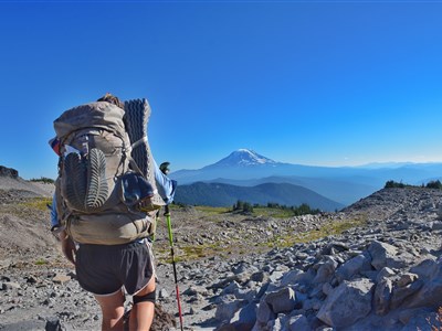 Sama pěšky přes hory i doly Pacific crest Trailu z Mexika až do Kanady