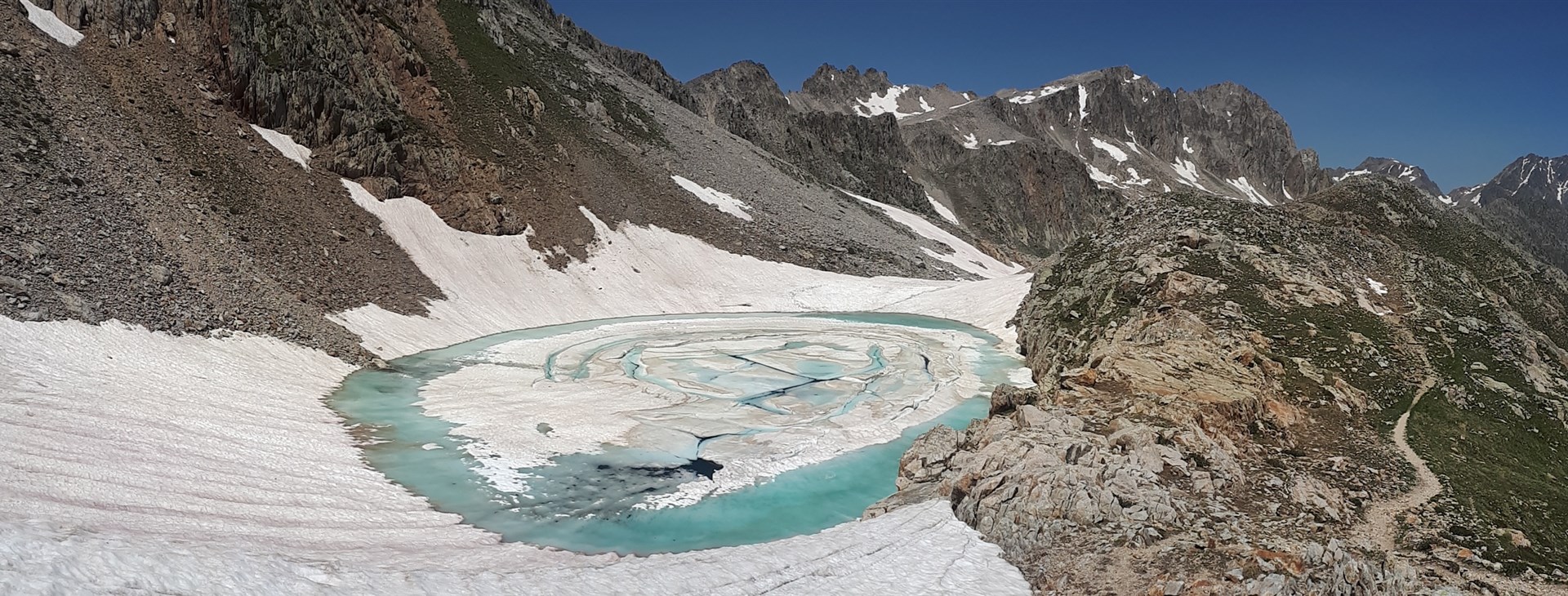 Francouzské Alpy - trek s ubytováním na chatách