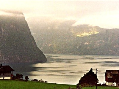 Okolo Islandu na kole i přes Faery a Norsko domů