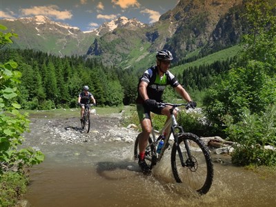 ONLINE - Gruzie na biku okem pravého dobrodurha