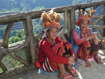 ONLINE - Filipíny - Tichý oceán, tisíce ostrovů, krev a písek