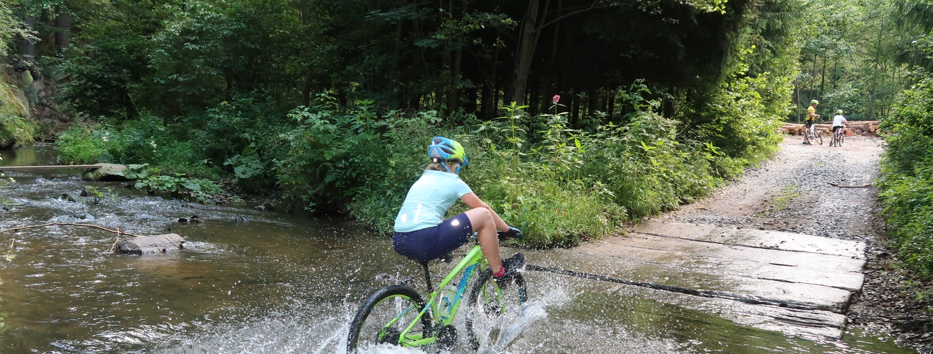 Outdoorový Kudrkemp