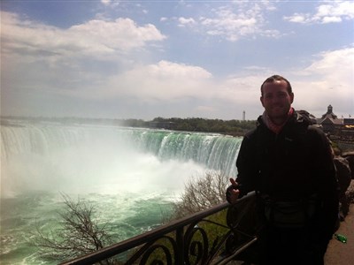 ONLINE - Stopařův průvodce zeměkoulí