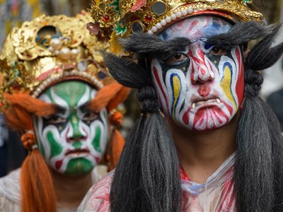 Online - Přírodní krásy/klenoty sedmimilionové metropole Taipei a jeho pestrého okolí