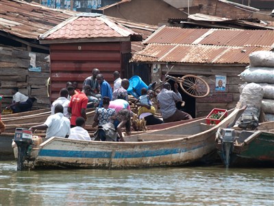 AFRIKA - Uganda & okolní země + Bwindi Orphans