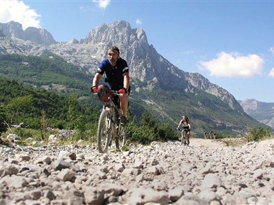 ALBÁNIE - a balkánská anabáze na picyklu cestou domů