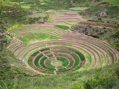 PERU - hory, pouště, pralesy, Inkové i lebky