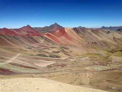 PERU - hory, pouště, pralesy, Inkové i lebky
