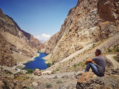 Ztracen na Hedvábné stezce