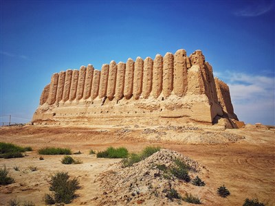 Ztracen na Hedvábné stezce