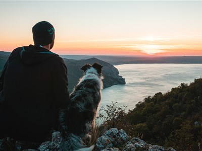 Cestovatelé jedou s cestovkou do Banátu