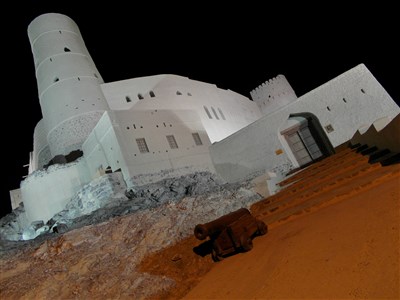 Omán – oázy i hory, na kole i v taxíku