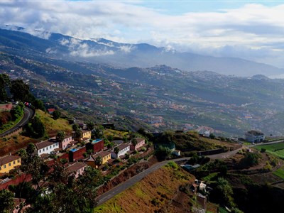 MADEIRA - Květináč v Atlantiku