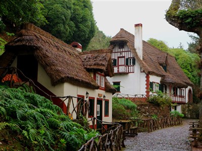 MADEIRA - Květináč v Atlantiku