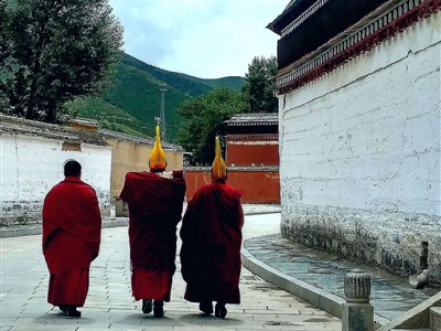 Nepál a západní Čína